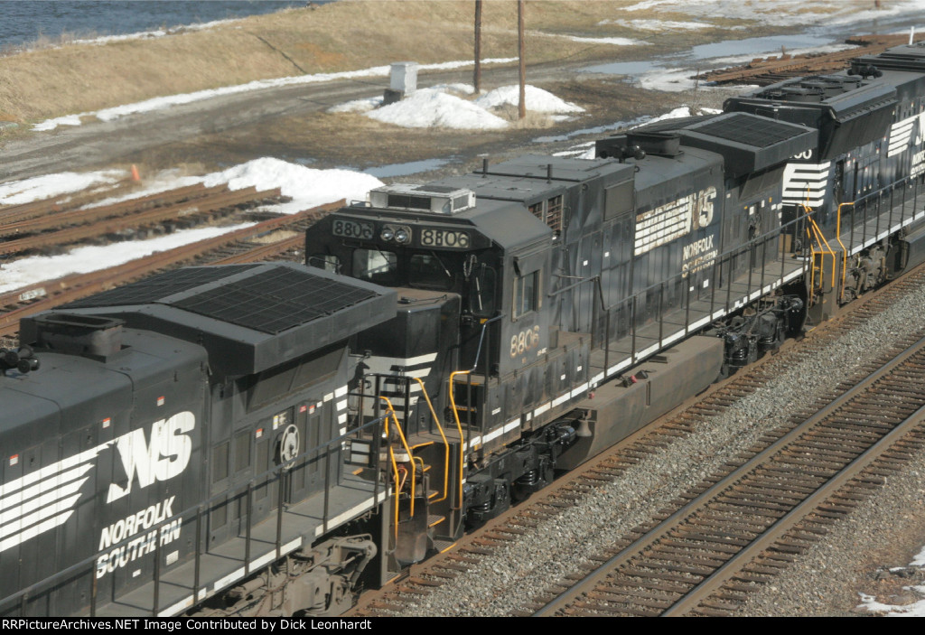 NS 8806